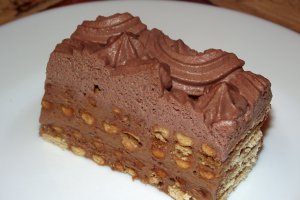 Desert tort de biscuiti cu crema de mascarpone si finetti
