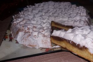 Tort de mere cu scortisoara