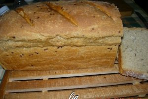Paine din faina neagra si secara