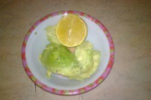 Chifle cu avocado si seminte
