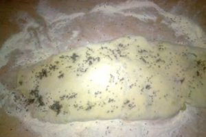 Chifle cu avocado si seminte