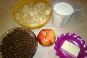 Biscuiti din cereale cu scortisoara si mar