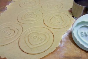 Biscuiti cu miere si scortisoara