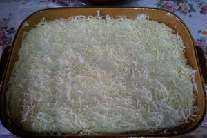 Lasagna cu foi de casa - Reteta savuroasa cu sos ragu