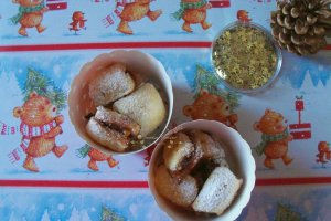 Cornulete cu dulceata si nuca