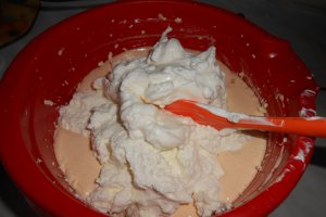 Placinta cu branza dulce si ciocolata alba