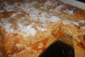 Placinta cu branza dulce si ciocolata alba