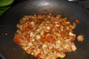 Tocanita cu ciuperci champignon