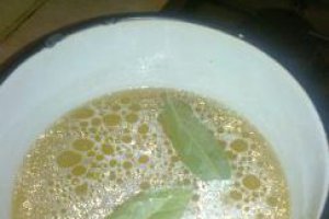 Tocanita de tap cu garnitura de quinoa