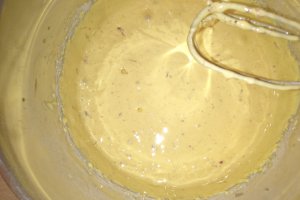 Tort simplu cu banane si frisca