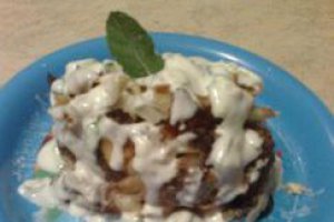 Tagliatelle cu dovlecei, ciuperci si carne tocata de tap