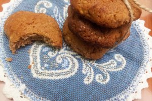 Biscuiti cu banane si scortisoara
