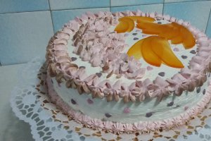 Tort cu crema de ciocolata si jeleu de visine