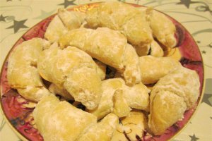 Cornulete fragede