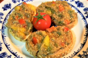 Salata de vinete cu ardei si chimen
