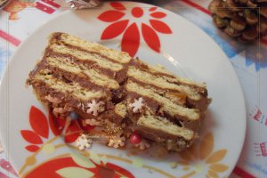 Tort de biscuiti
