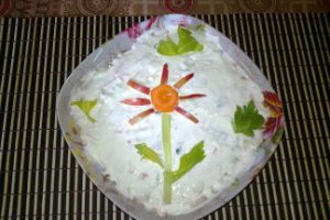Salata de mere, napi si iaurt