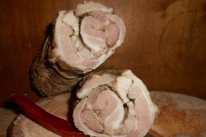Rulada de porc fiarta si afumata