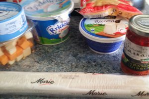 Foietaj in forma de bradut