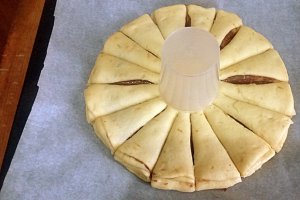 Cozonac floare cu nutella