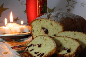 Chec cu portocale, cardamom si merisoare