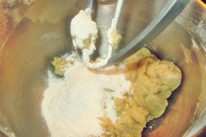 Islere cu crema de nuca