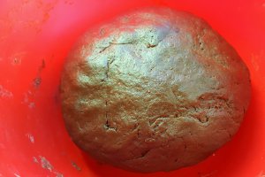 Nuci cu cacao si crema de vanilie