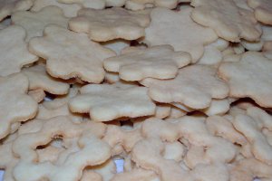 Fursecuri fragede cu gem de prune