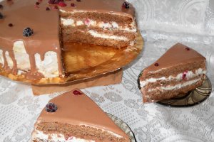 Tort cu crema de lapte condesat