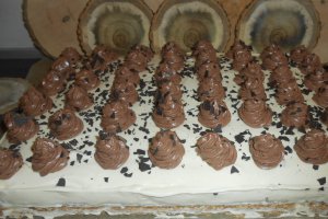 Deliciu cu nuca si visine