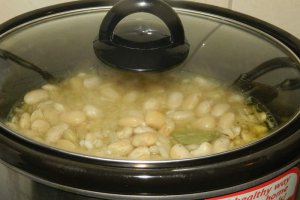 Fasole scazuta la slow cooker Crock-Pot 3,5 L