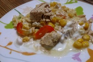 Piept de pui cu porumb, ardei si piure, la cuptor