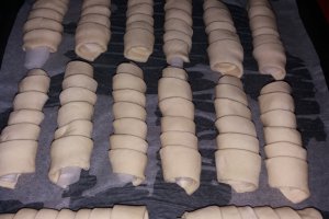 Rulouri cu crema de cremsnit