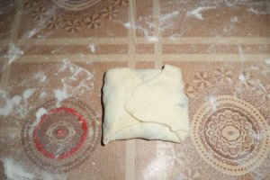 Cadouri cu ciuperci si muguri de pin