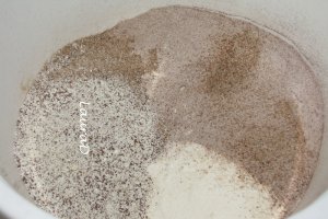 Tort cu caramel si ciocolata cu cafea
