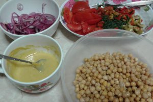 Salata de naut cu legume