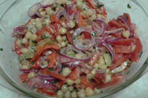 Salata de naut cu legume
