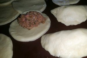 Pirojki rusesti cu carne