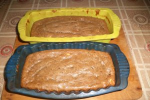 Chec cu banane, arahide si fulgi de chili