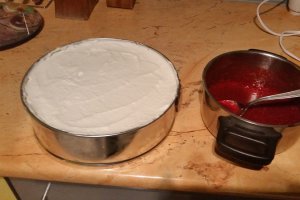 Cheesecake cu capsuni