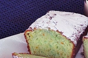 Chec cu ornamente colorate din zahar