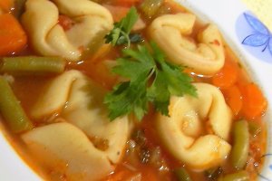 Supa cu tortellini si fasole verde