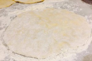 Langosi la minut, cu branza sarata