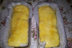 Cozonac pufos umplut cu branza dulce