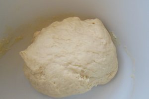 Langosi cu branza sarata