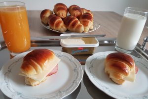 Desert croissante pufoase