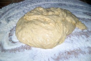 Gogosi la cuptor umplute cu kiwi, seminte de dovleac si kaki