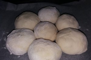 Paine pufoasa de casa