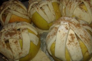Mere in foietaj