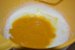 Tort cu crema de piersici si grilaj de ciocolata-7
